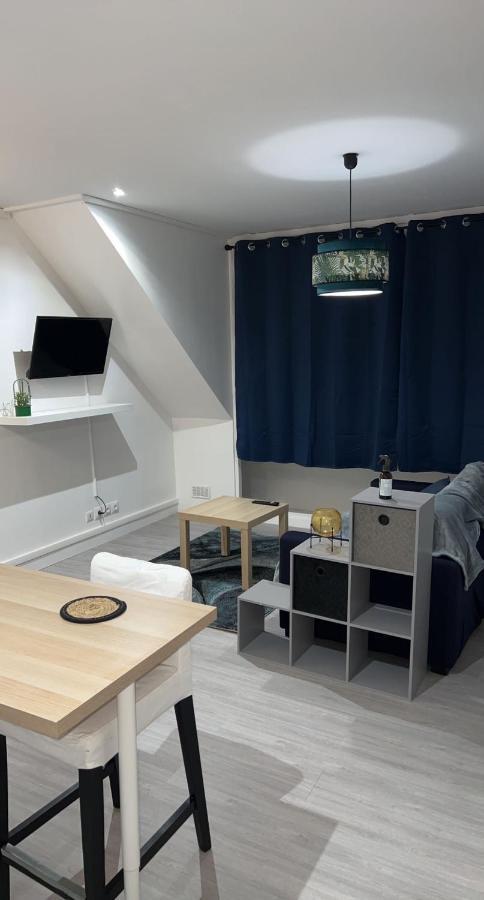 Appartement Moderne Refait A Neuf Proximite Centre Ville Et Plage Coudekerque-Branche Exterior photo