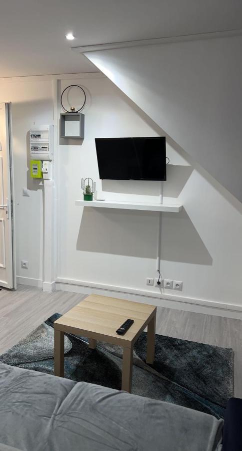 Appartement Moderne Refait A Neuf Proximite Centre Ville Et Plage Coudekerque-Branche Exterior photo