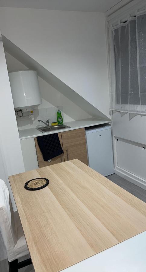 Appartement Moderne Refait A Neuf Proximite Centre Ville Et Plage Coudekerque-Branche Exterior photo