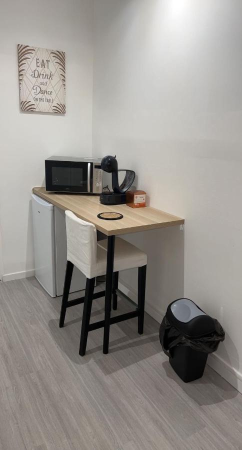 Appartement Moderne Refait A Neuf Proximite Centre Ville Et Plage Coudekerque-Branche Exterior photo